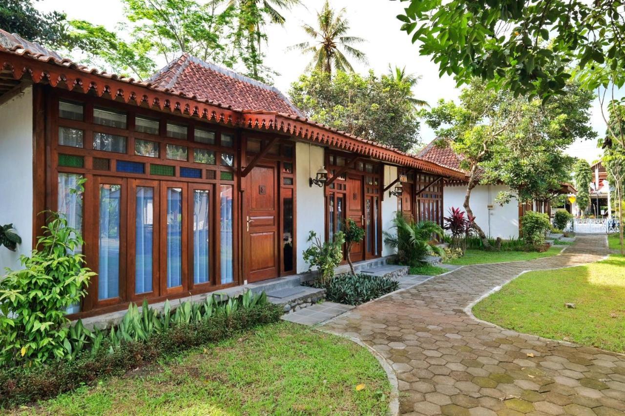 The Nalaya Hotel & Resto มาเกอลัง ภายนอก รูปภาพ