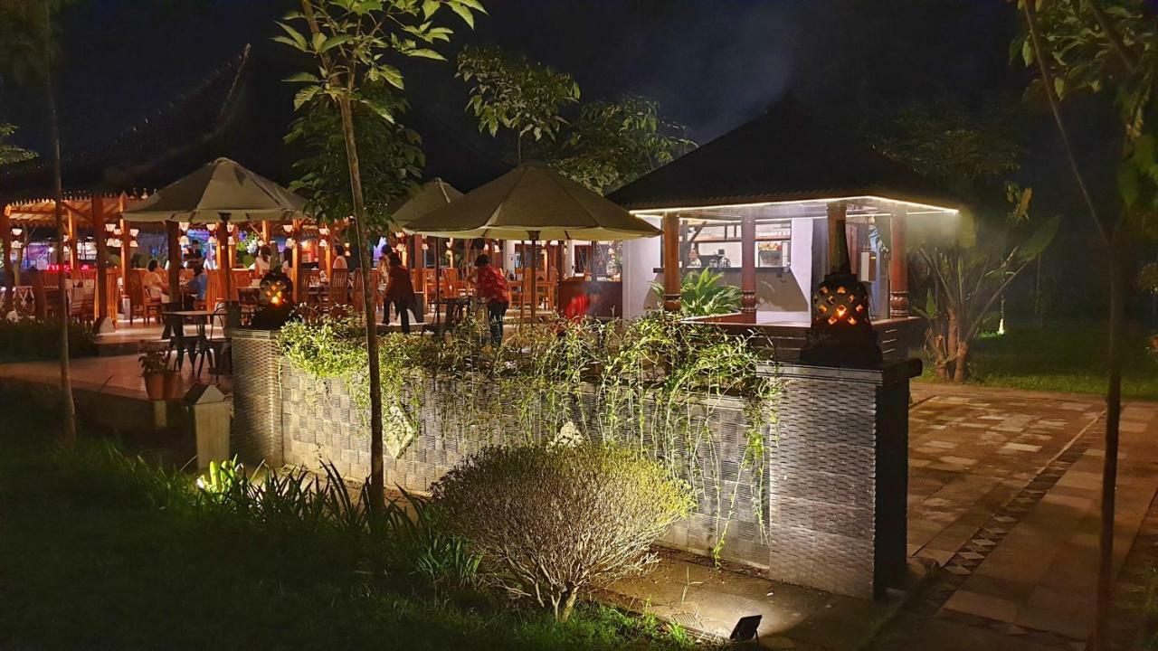 The Nalaya Hotel & Resto มาเกอลัง ภายนอก รูปภาพ