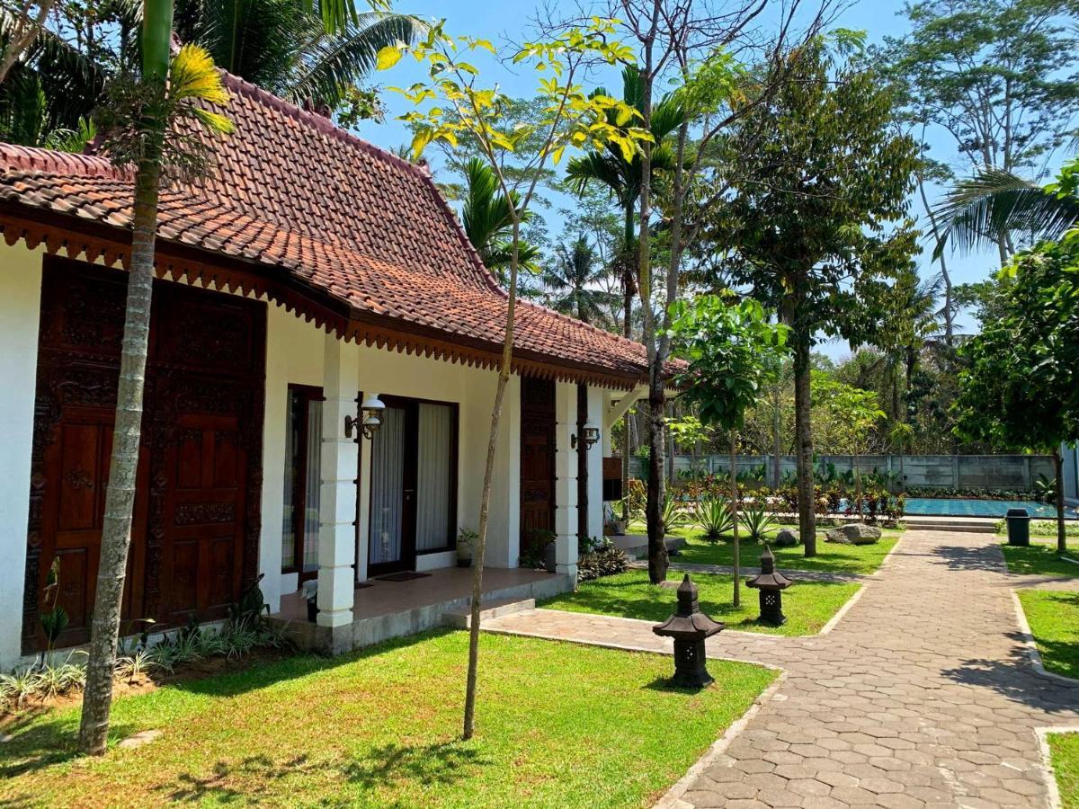 The Nalaya Hotel & Resto มาเกอลัง ภายนอก รูปภาพ